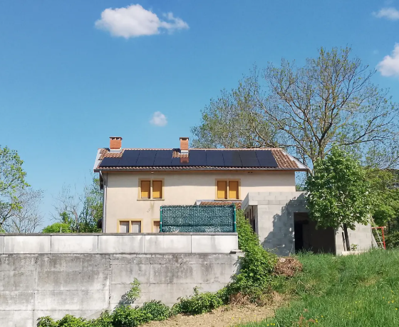 //rr-energy.fr/wp-content/uploads/2026/07/installation-panneau-solaire-sainte-concorce.png